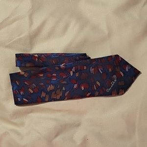 Oscar de la Renta tie